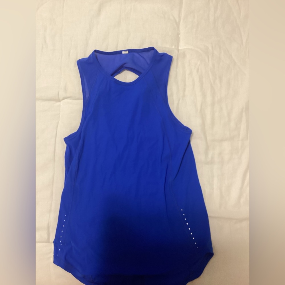 Lululemon poolside tank!